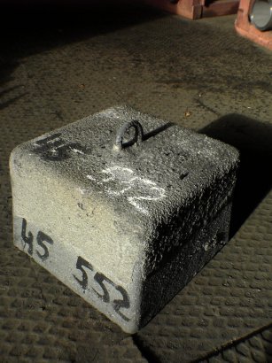 Ferro-nickel ingot